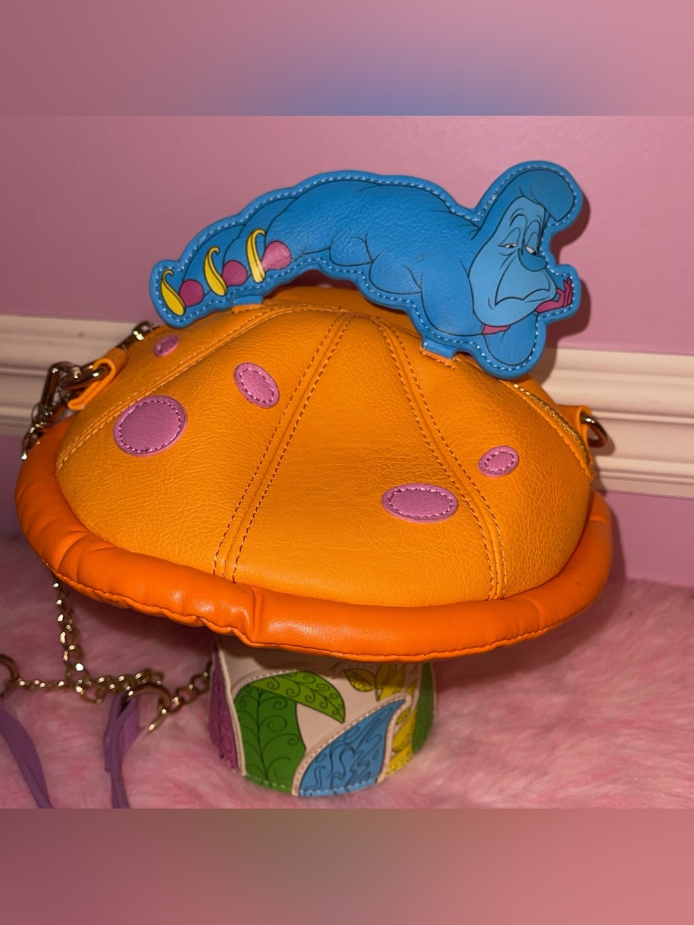 Rare Loungefly Alice In Wonderland Stitch Shoppe Caterpillar Mushroom Bag Purse - Picture 2 of 10